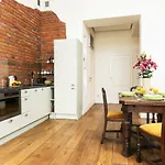 Brigue Apartment in Heart of Kazimierz by Otium
